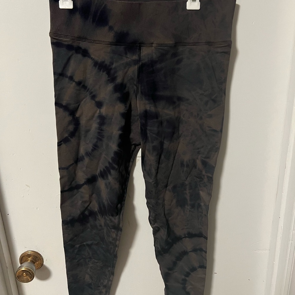 Aerie Offline hi-rise leggings, BNWT.